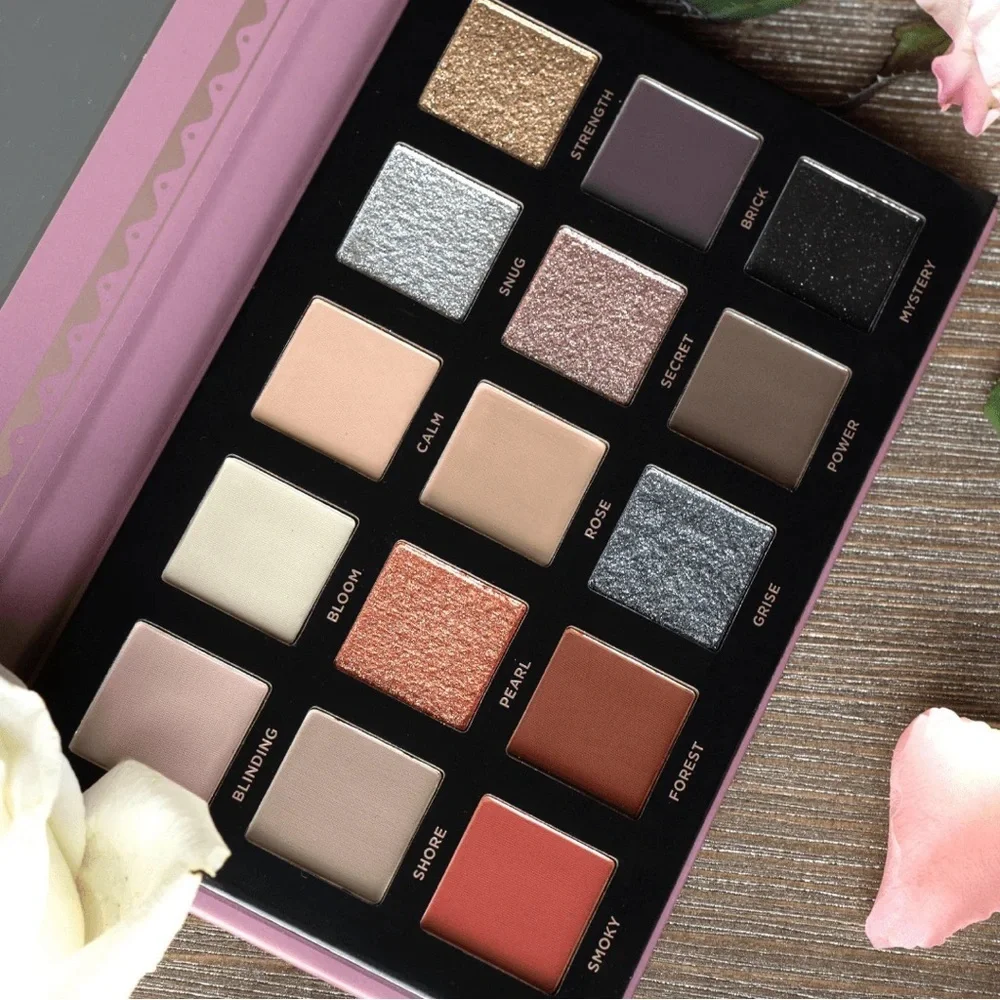 💜 NIB Ace Beaute Smoky Roses Eyeshadow Pallete SOLD OUT 💜 - Picture 4 of 5